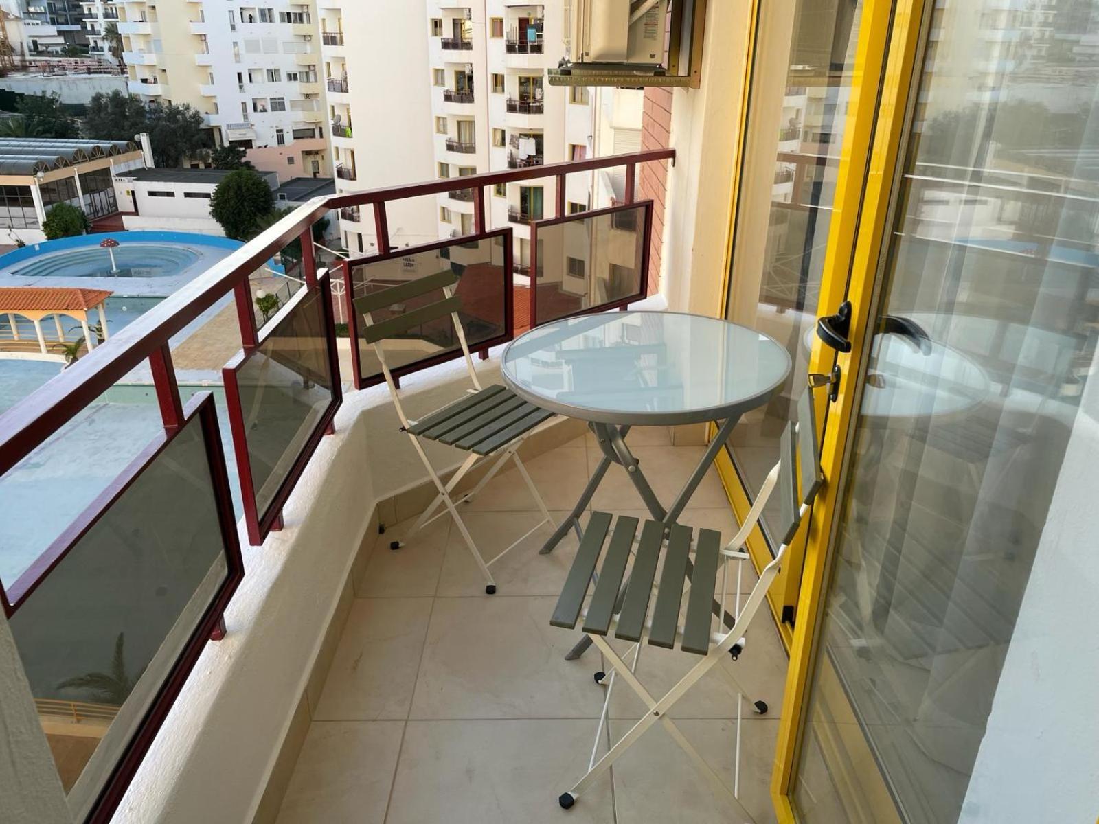 T2 With Pool, 300M From The Beach Portimão Eksteriør billede