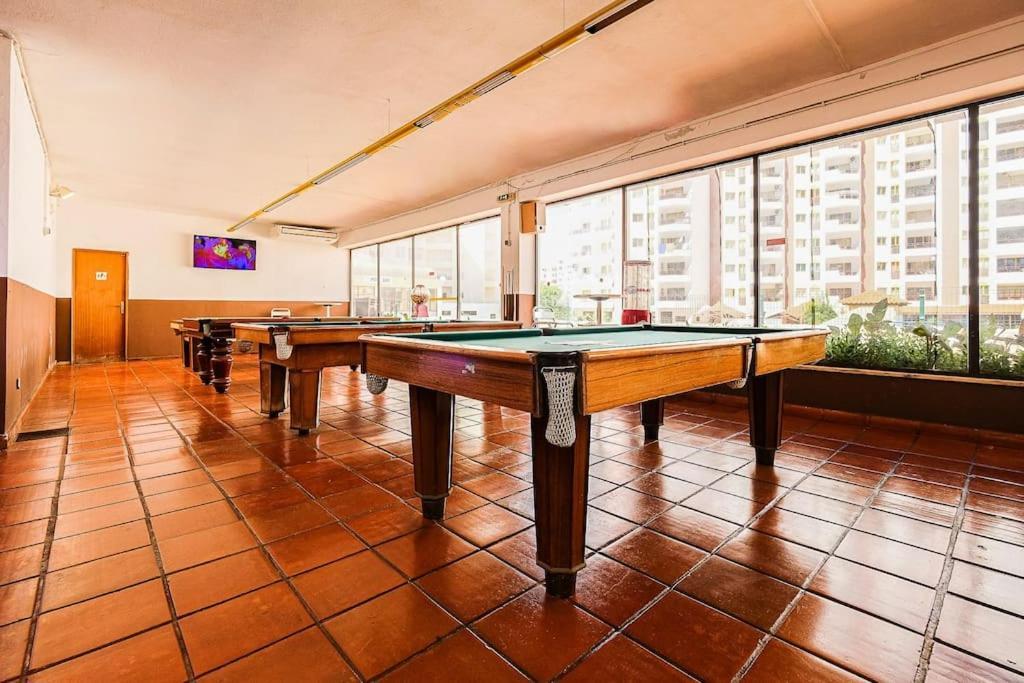 T2 With Pool, 300M From The Beach Portimão Eksteriør billede